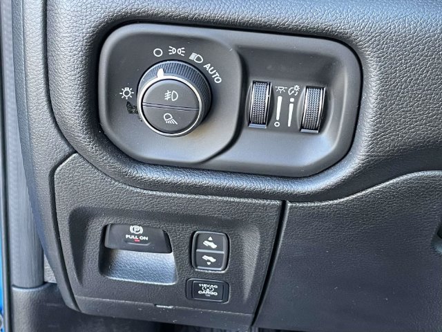 Used 2025 RAM 1500 Big Horn RWD image 13