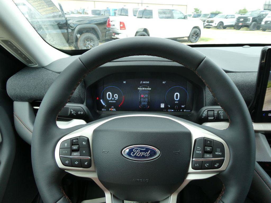 New 2026 Ford Explorer Active AWD/4WD image 22