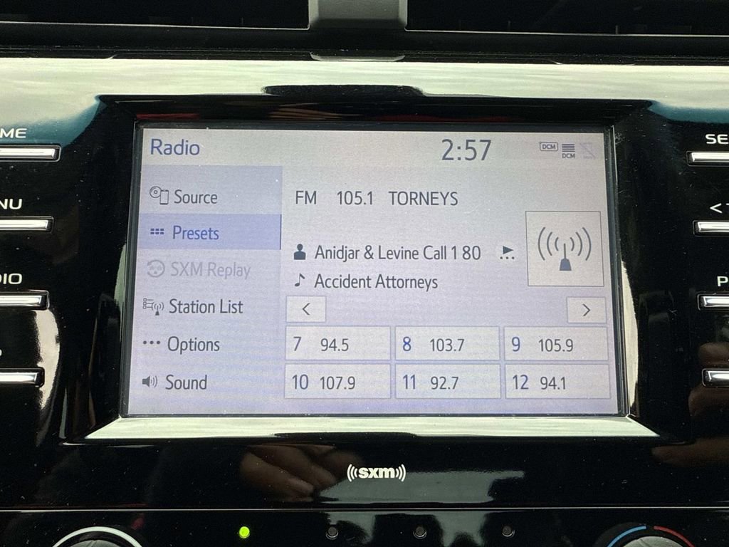 Used 2020 Toyota Camry LE image 29