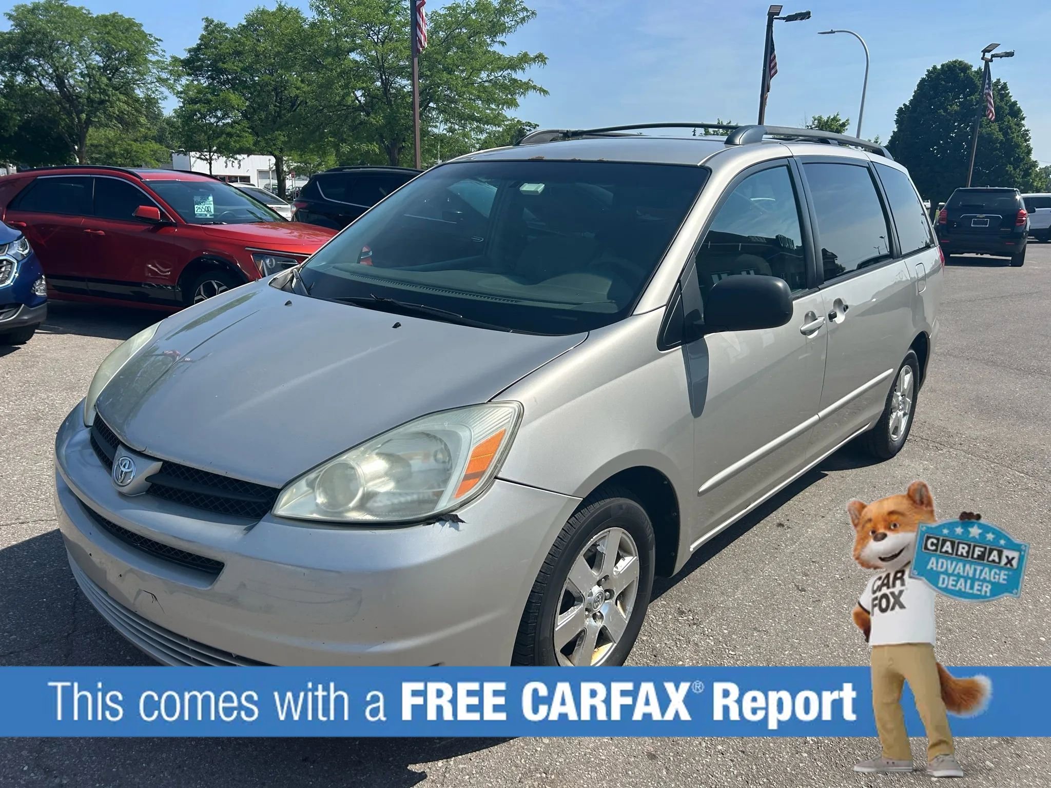 Used 2004 Toyota Sienna CE image 1