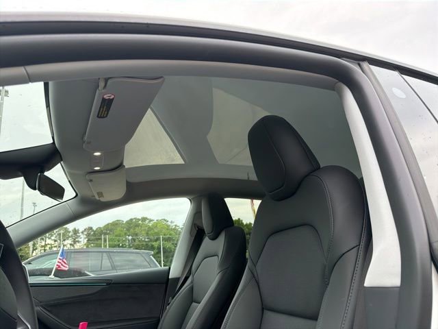 Used 2026 Tesla Model Y Long Range AWD/4WD image 12