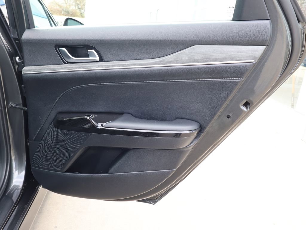 Used 2025 Kia K5 EX image 30