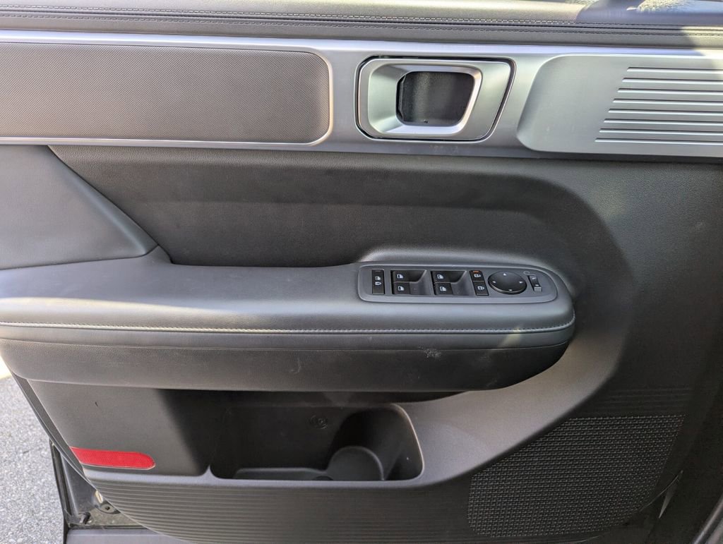 Used 2025 Hyundai Santa Fe SEL image 26