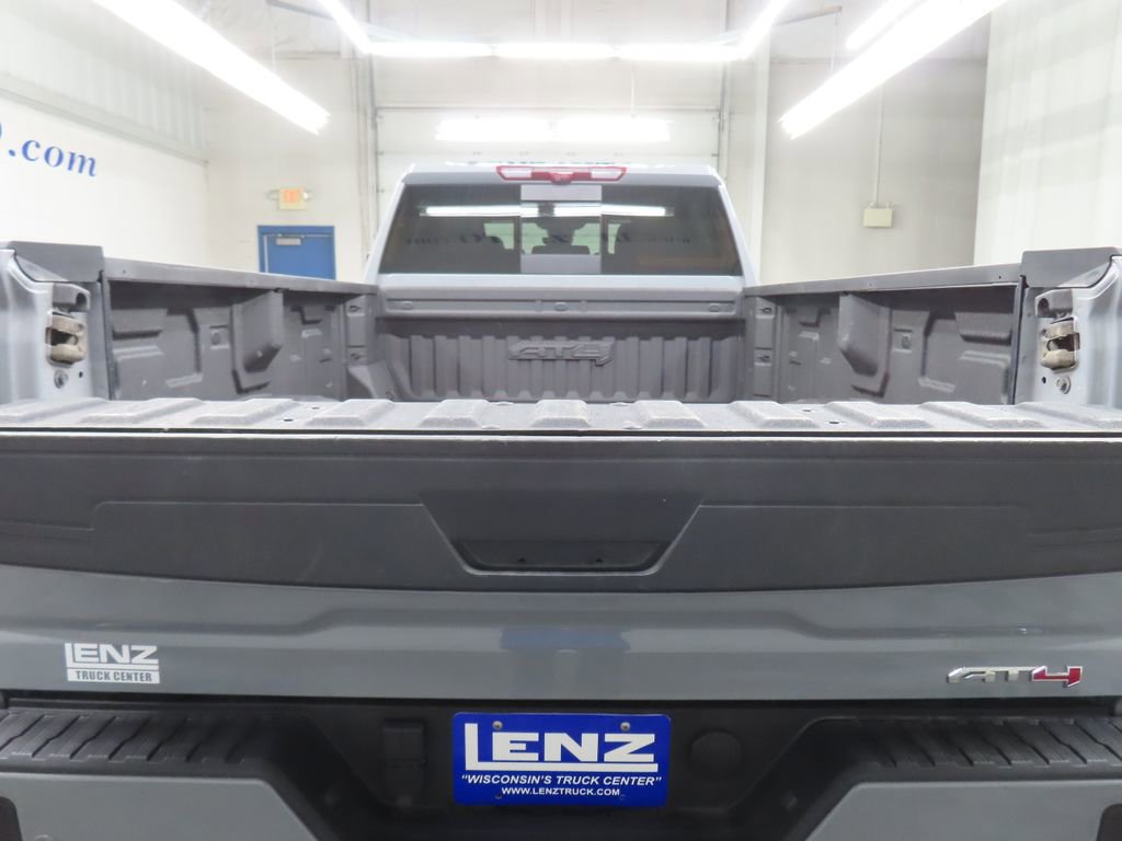 Used 2024 GMC Sierra 2500 AT4 w/ Technology Package AWD/4WD image 44