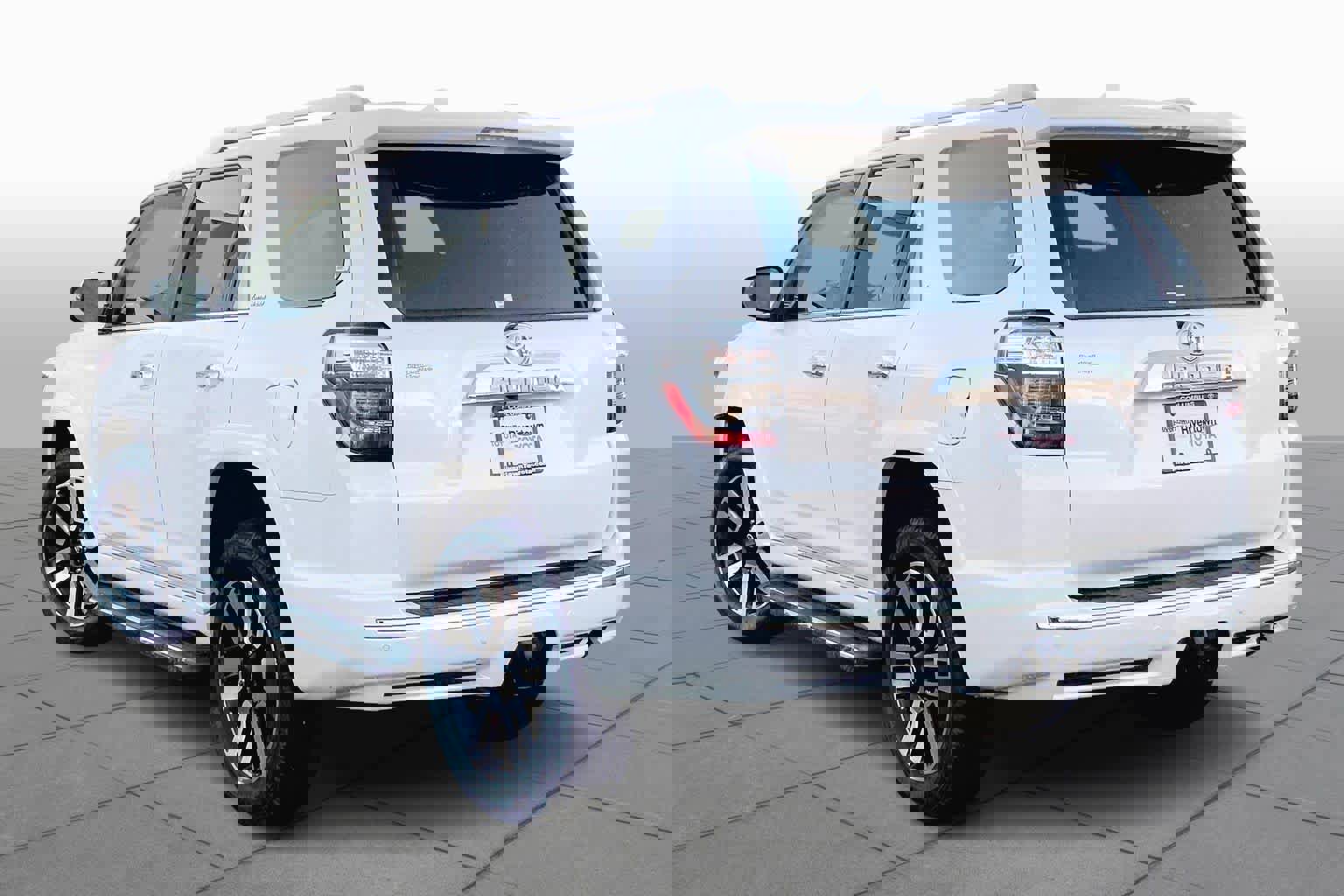 Used 2023 Toyota 4Runner Limited image 11