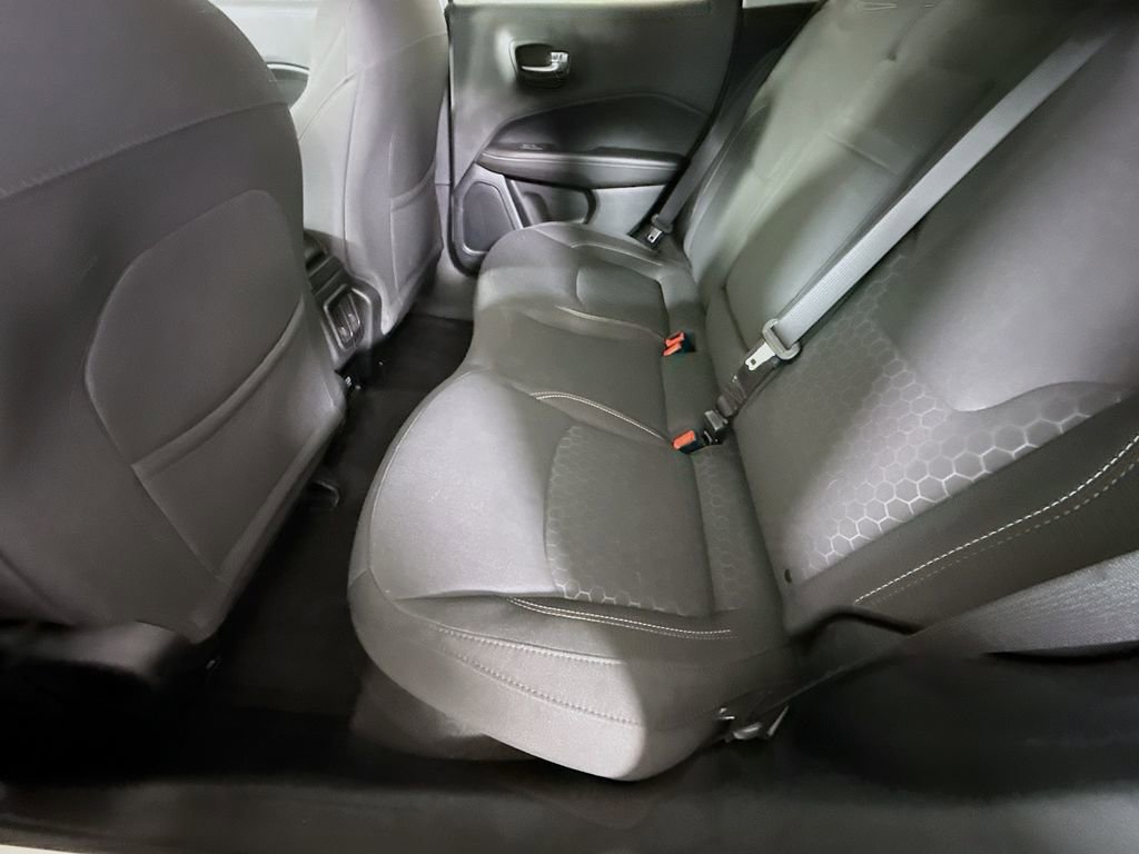 Used 2019 Jeep Compass Sport w/ Tech Group AWD/4WD image 25