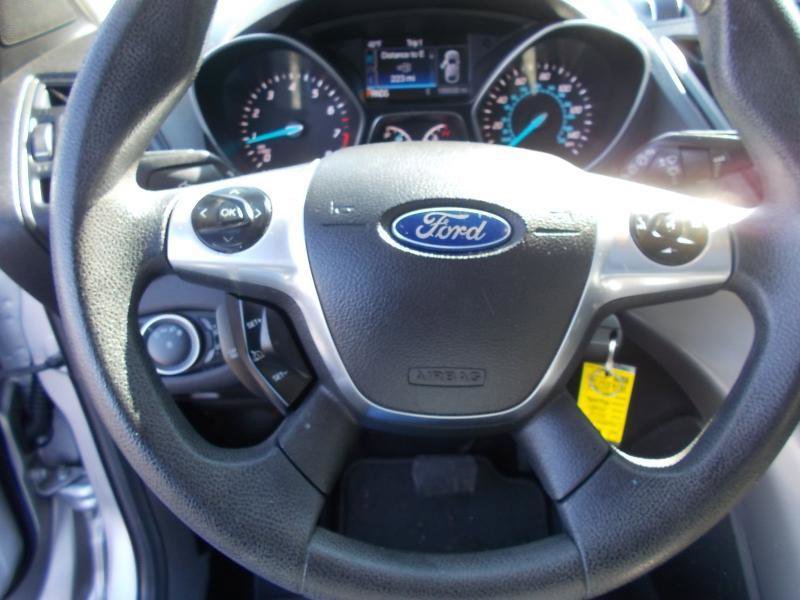Used 2015 Ford Escape SE w/ Equipment Group 201A AWD/4WD image 30