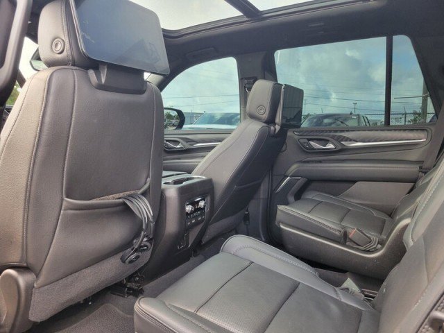 Used 2021 GMC Yukon Denali w/ Denali Premium Package RWD image 26