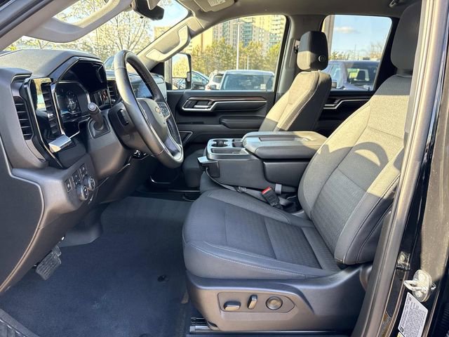 Used 2024 Chevrolet Silverado 2500 LT w/ Convenience Package image 17