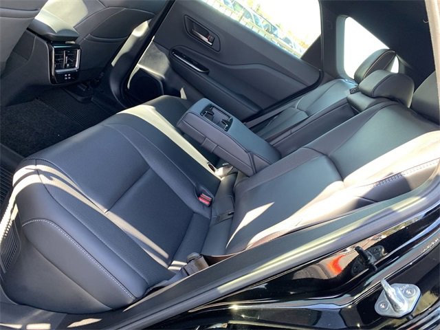 Used 2025 Toyota Crown Signia image 10