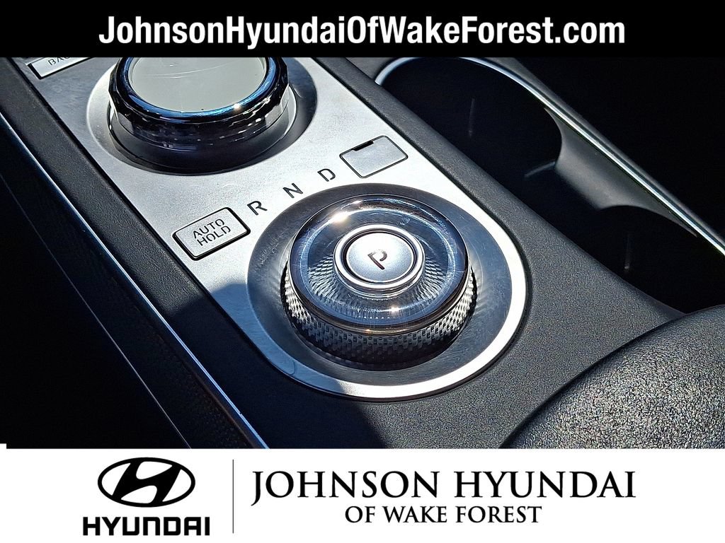 Used 2024 Genesis GV70 2.5T w/ Sport Prestige Package AWD/4WD image 12