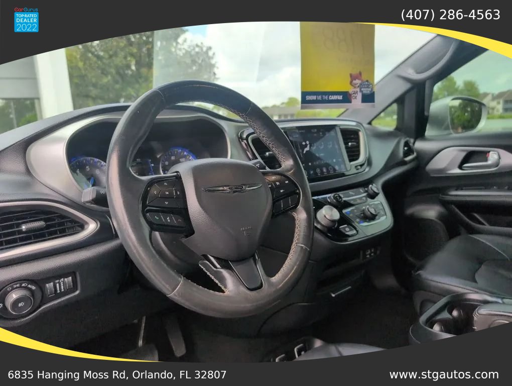 Used 2020 Chrysler Pacifica Touring-L w/ S Appearance Package FWD image 14