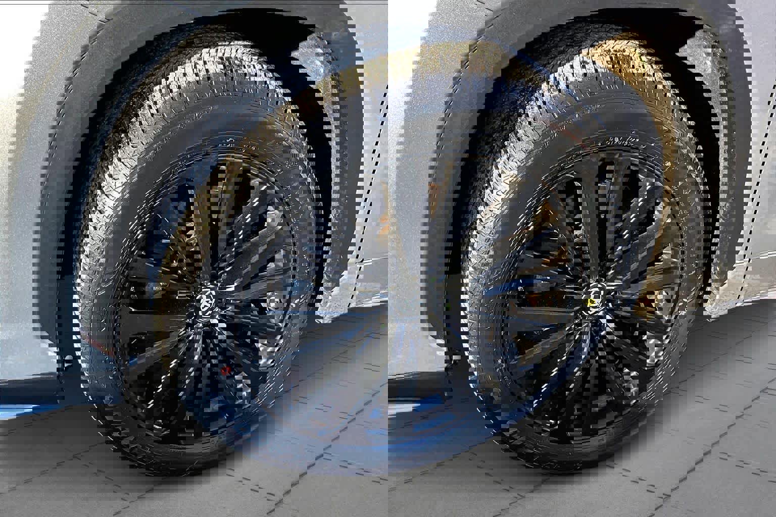 Certified 2024 Toyota Highlander XSE image 10