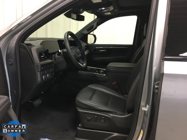 Used 2025 Chevrolet Suburban Z71 w/ Comfort Package image 20