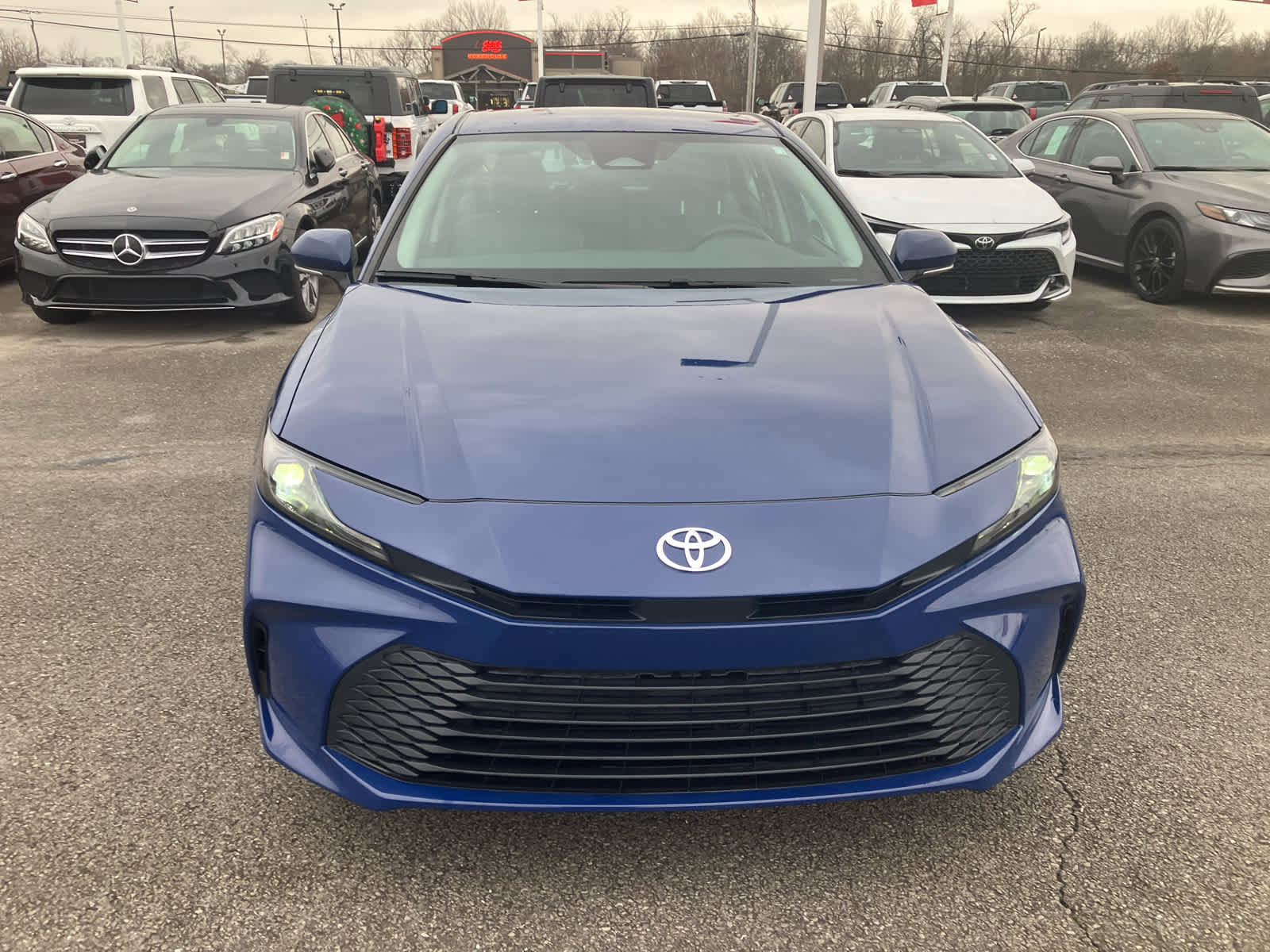 Used 2025 Toyota Camry LE image 2