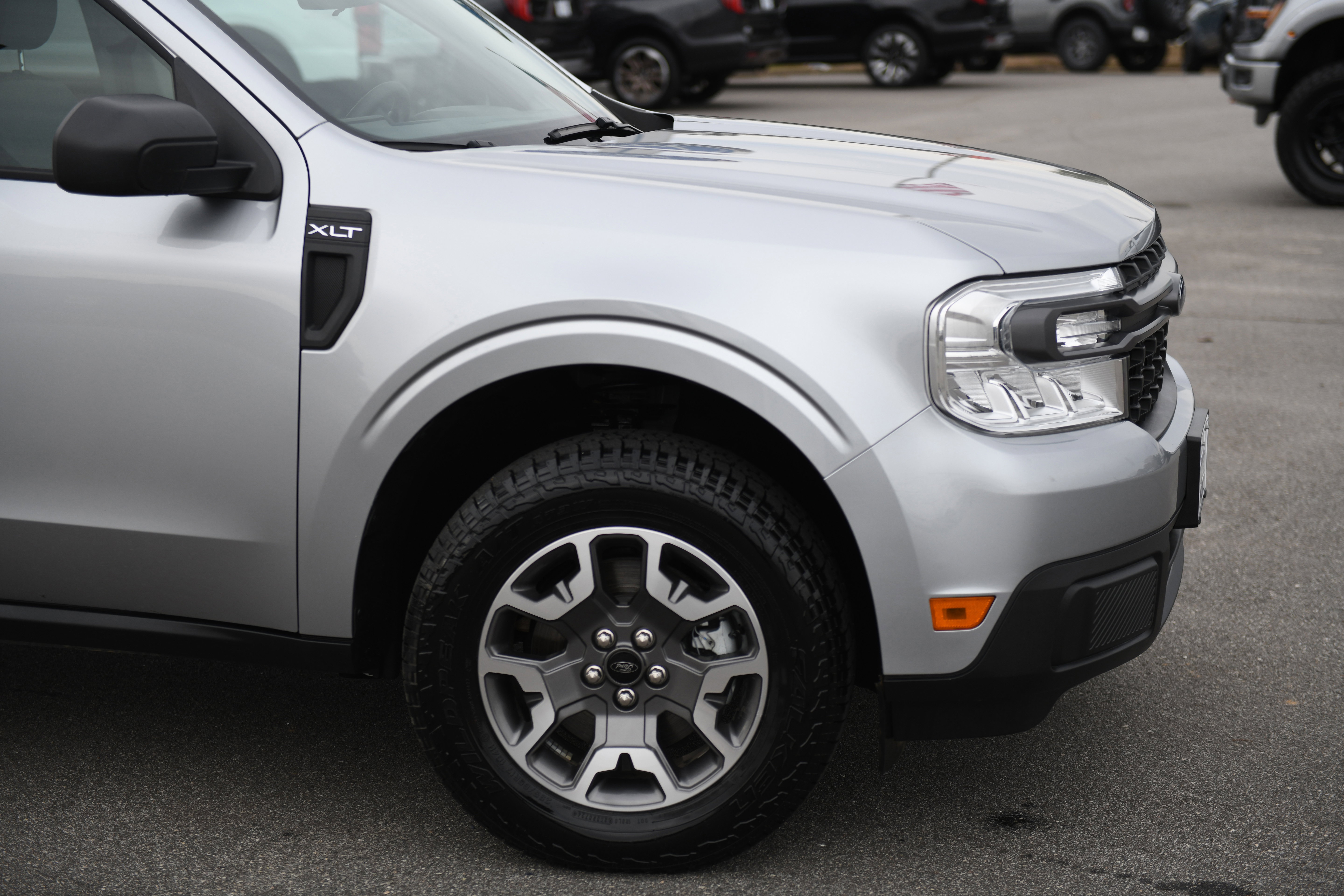 Used 2024 Ford Maverick XLT w/ Equipment Group 300A Standard image 3