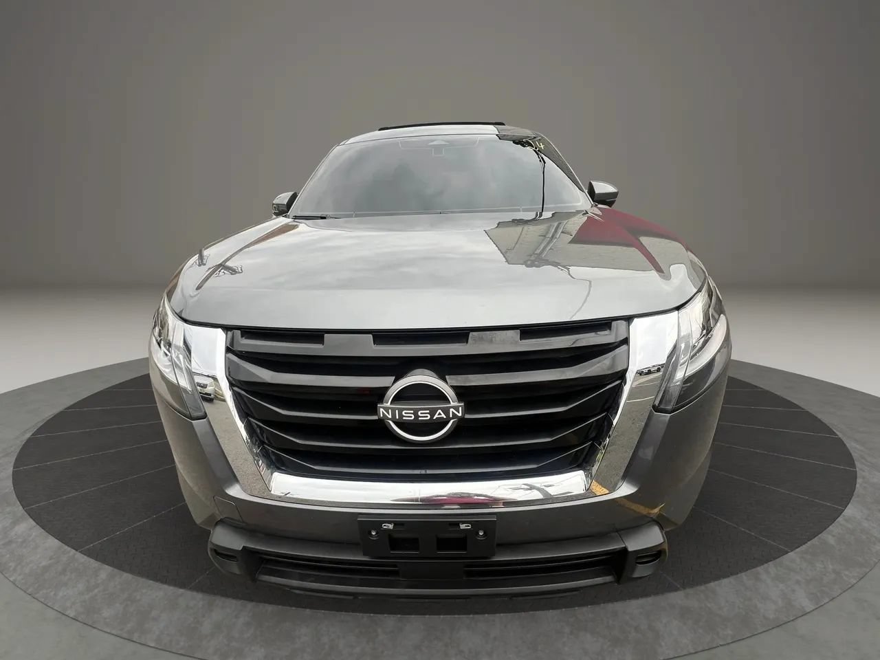 Used 2022 Nissan Pathfinder SV w/ SV Premium Package AWD/4WD image 2