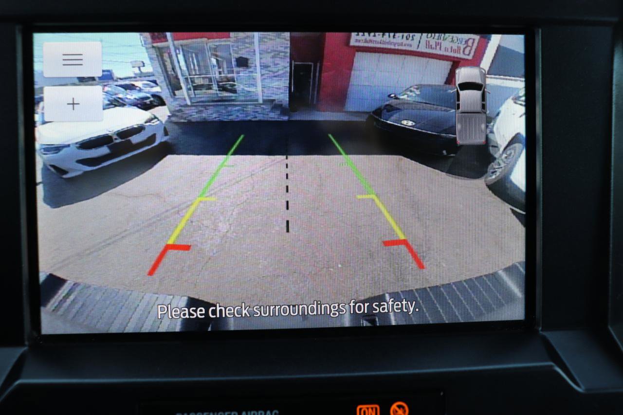 Used 2022 Ford F250 XLT w/ Black Appearance Package image 35