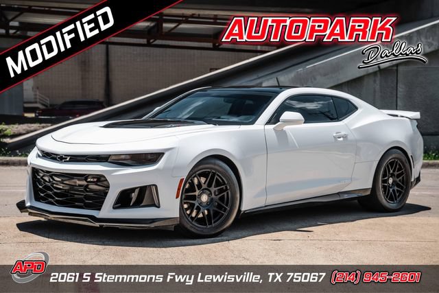 Used 2018 Chevrolet Camaro ZL1 RWD image 1