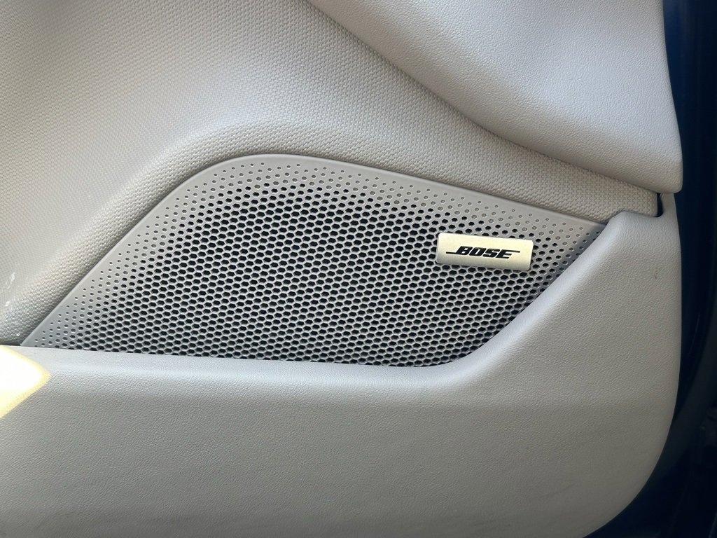 Certified 2022 Porsche Taycan image 26