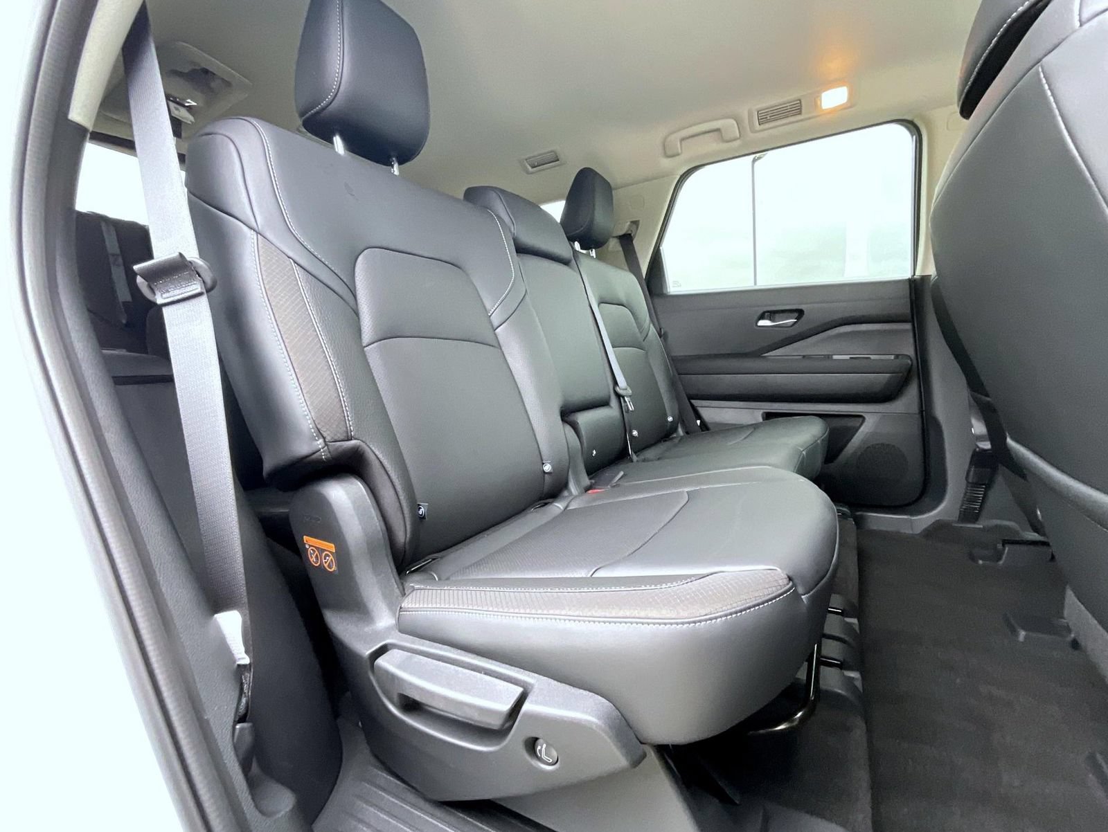 New 2026 Nissan Pathfinder SL AWD/4WD image 22