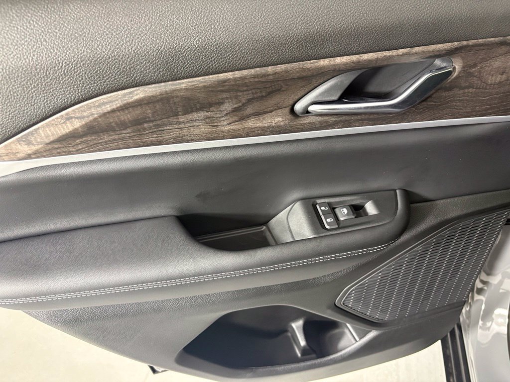 New 2027 Jeep Grand Cherokee Altitude RWD image 37