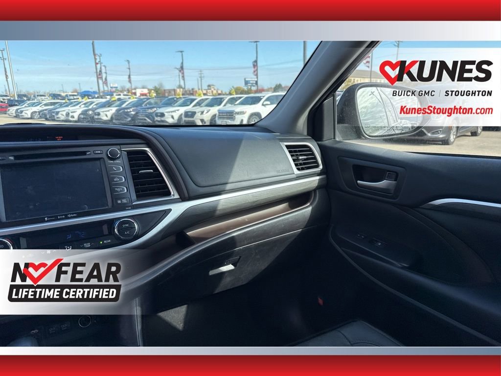 Used 2018 Toyota Highlander Limited image 43