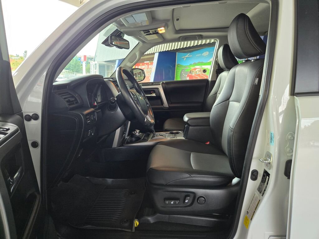 Used 2024 Toyota 4Runner SR5 Premium w/ Moonroof Package image 12