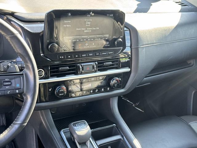 Used 2022 Nissan Pathfinder SL w/ Cargo Package image 21