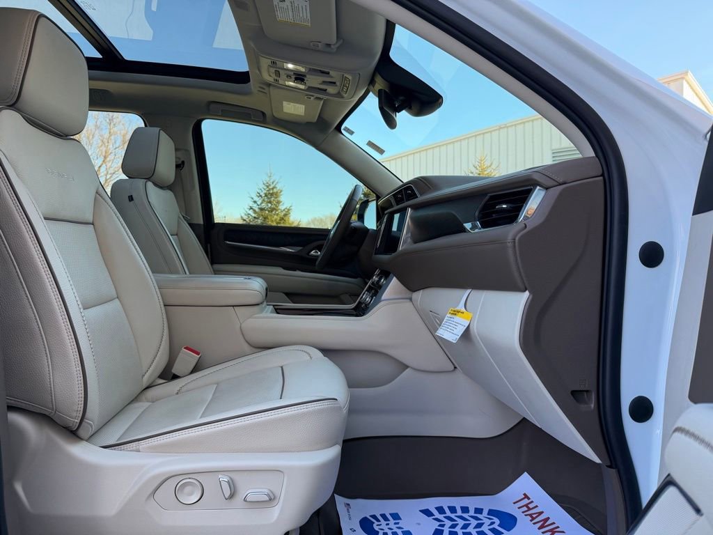 Used 2023 GMC Yukon XL Denali image 21
