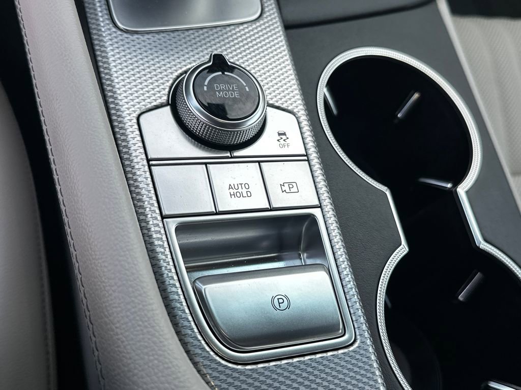 Used 2023 Genesis G70 3.3T AWD/4WD image 32