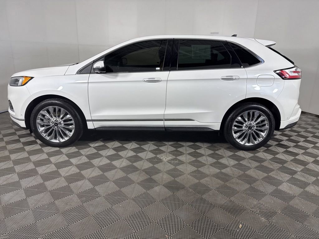 Used 2024 Ford Edge Titanium w/ Titanium Elite Package image 6
