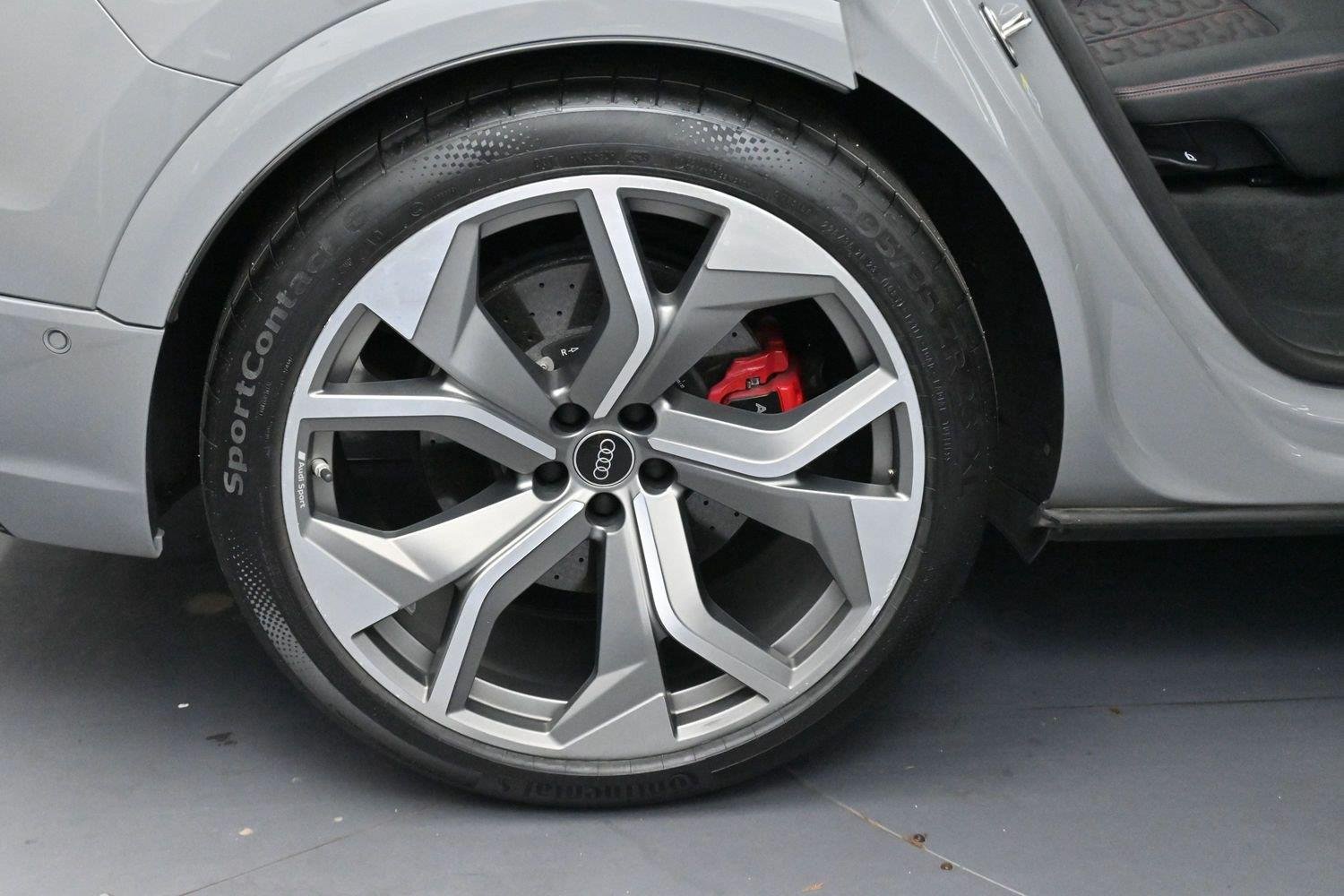 Used 2023 Audi RS Q8 w/ Executive Package AWD/4WD image 37