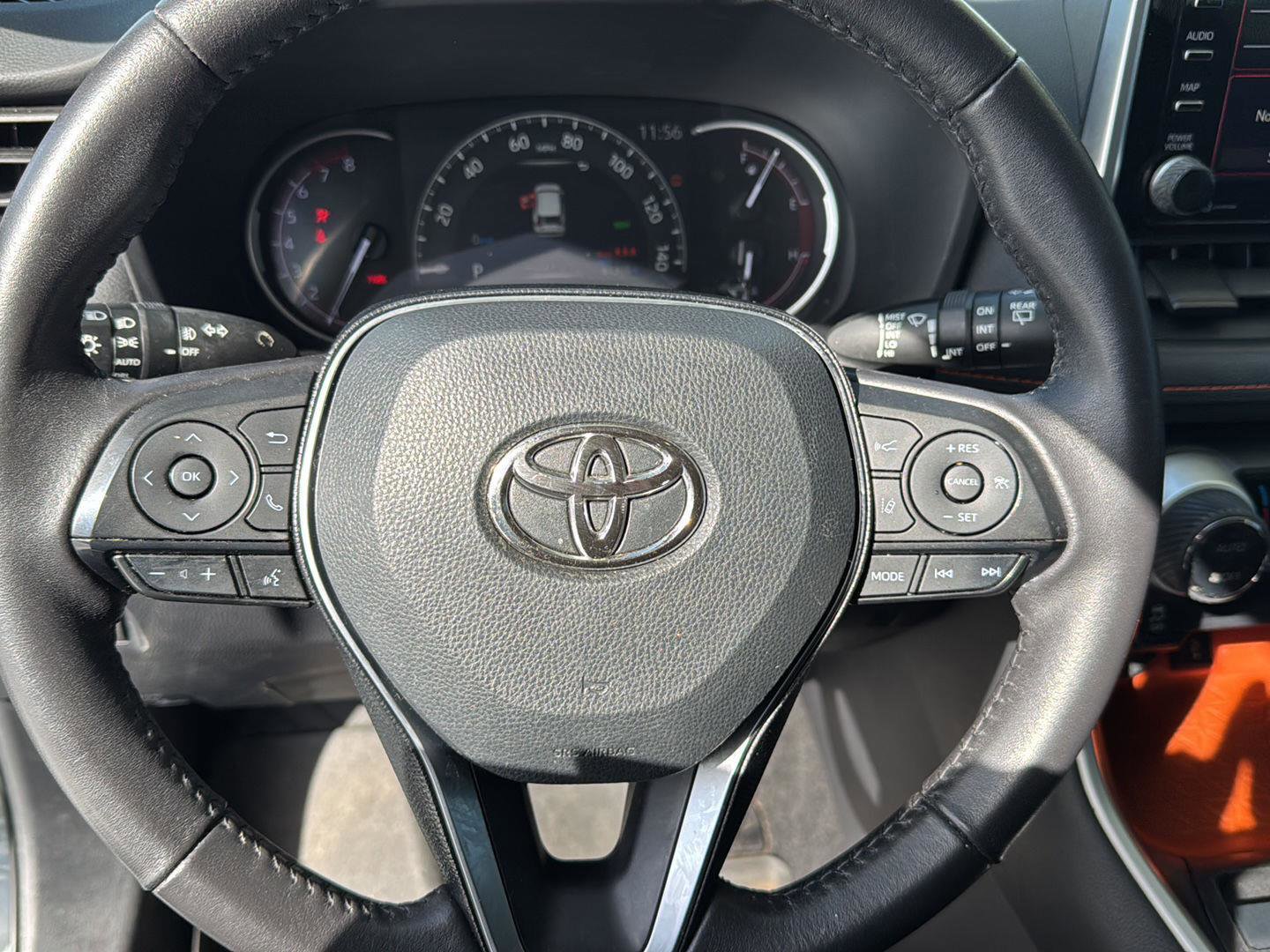 Used 2020 Toyota RAV4 Adventure image 17