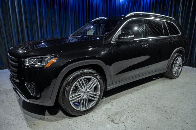 New 2026 Mercedes-Benz GLS 450 4MATIC image 1