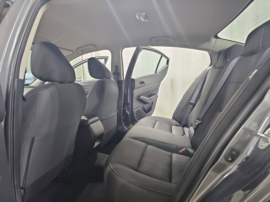 Used 2025 Nissan Altima 2.5 SV FWD image 17