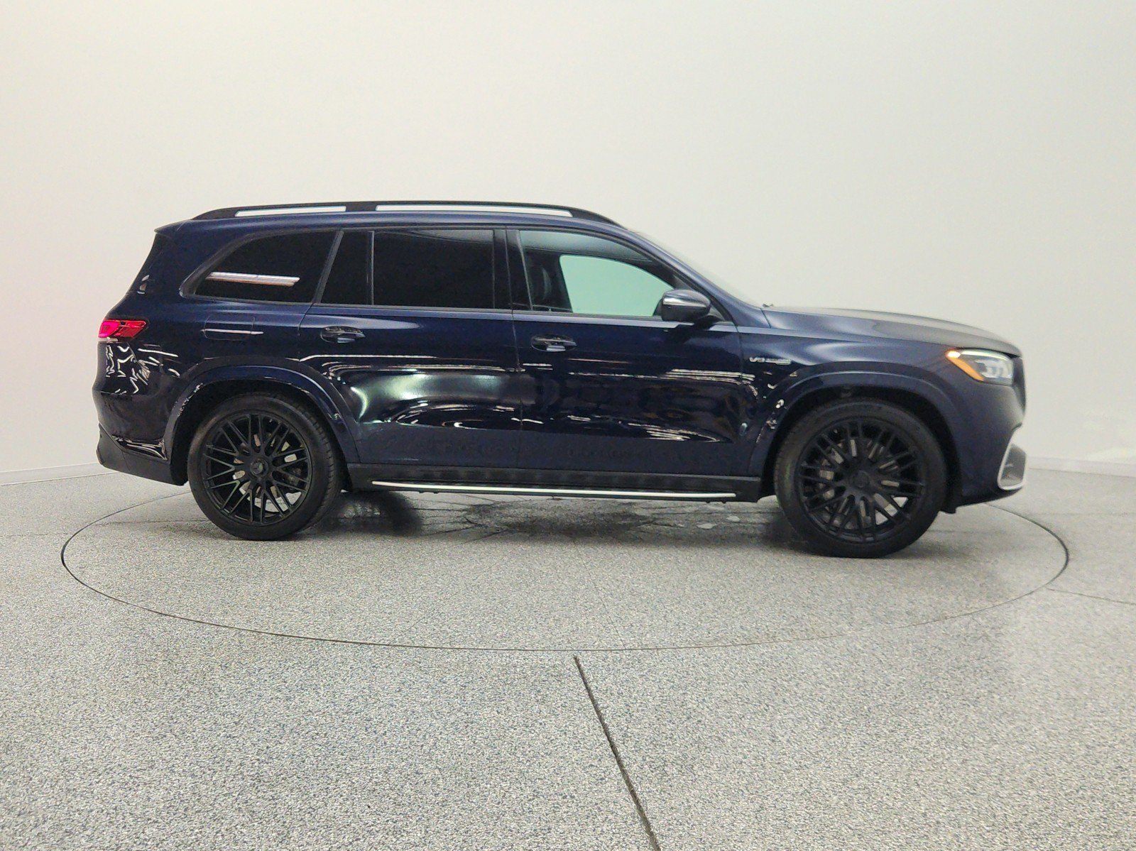Certified 2021 Mercedes-Benz GLS 63 AMG 4MATIC image 4