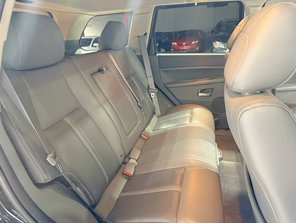 Used 2007 Jeep Grand Cherokee Limited image 39