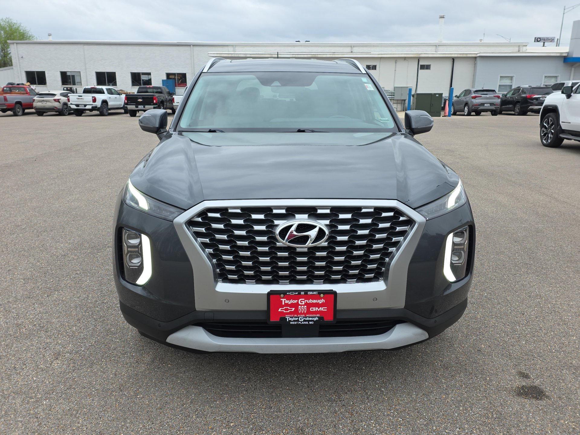 Used 2021 Hyundai Palisade SEL w/ Convenience Package image 3