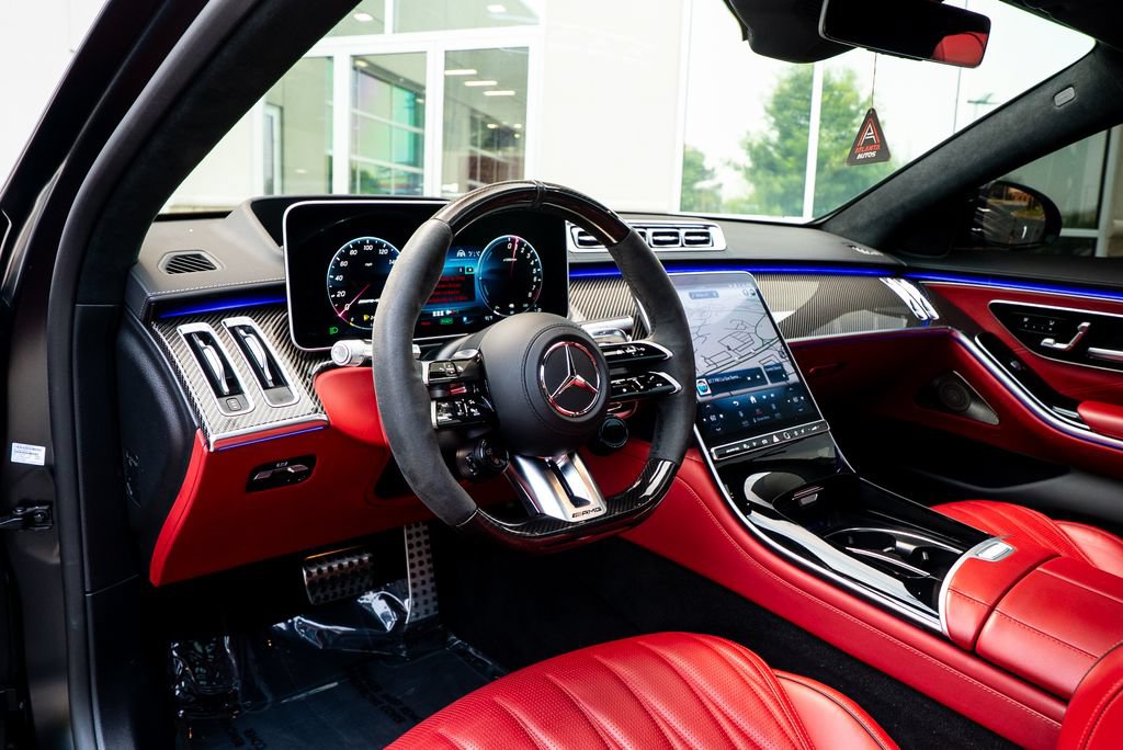 Used 2024 Mercedes-Benz S 63 AMG S image 29
