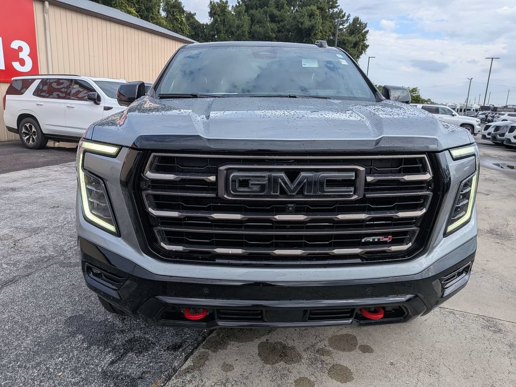 Used 2025 GMC Yukon AT4 Ultimate AWD/4WD image 6