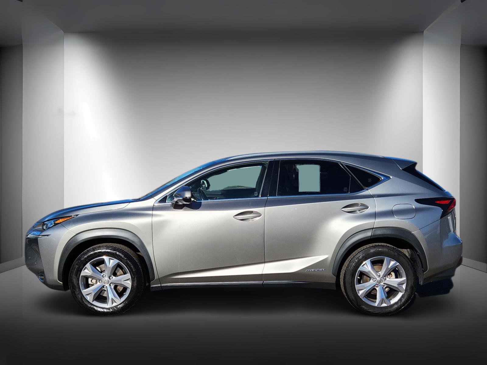 Used 2017 Lexus NX 300h AWD image 2