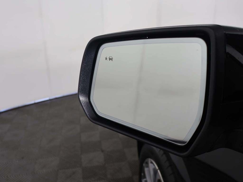 Used 2023 GMC Acadia Denali AWD/4WD image 37