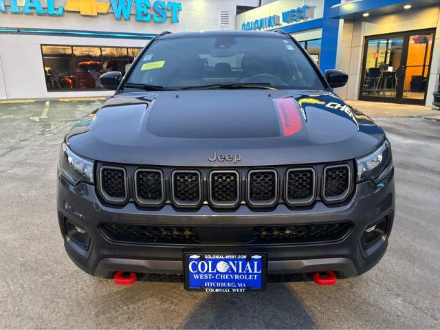 Used 2024 Jeep Compass Trailhawk image 16