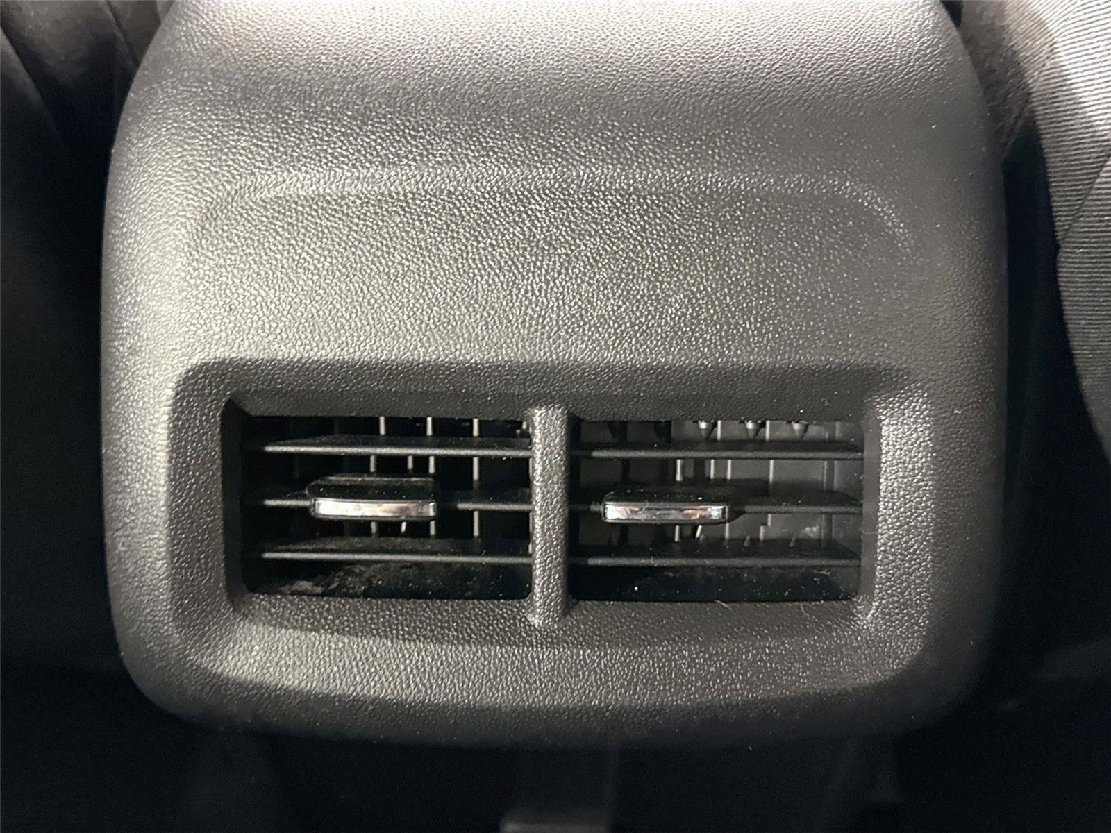 Used 2020 Chevrolet Equinox LT AWD/4WD image 32