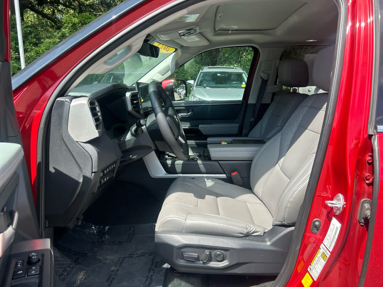 Used 2023 Toyota Sequoia Limited AWD/4WD image 8