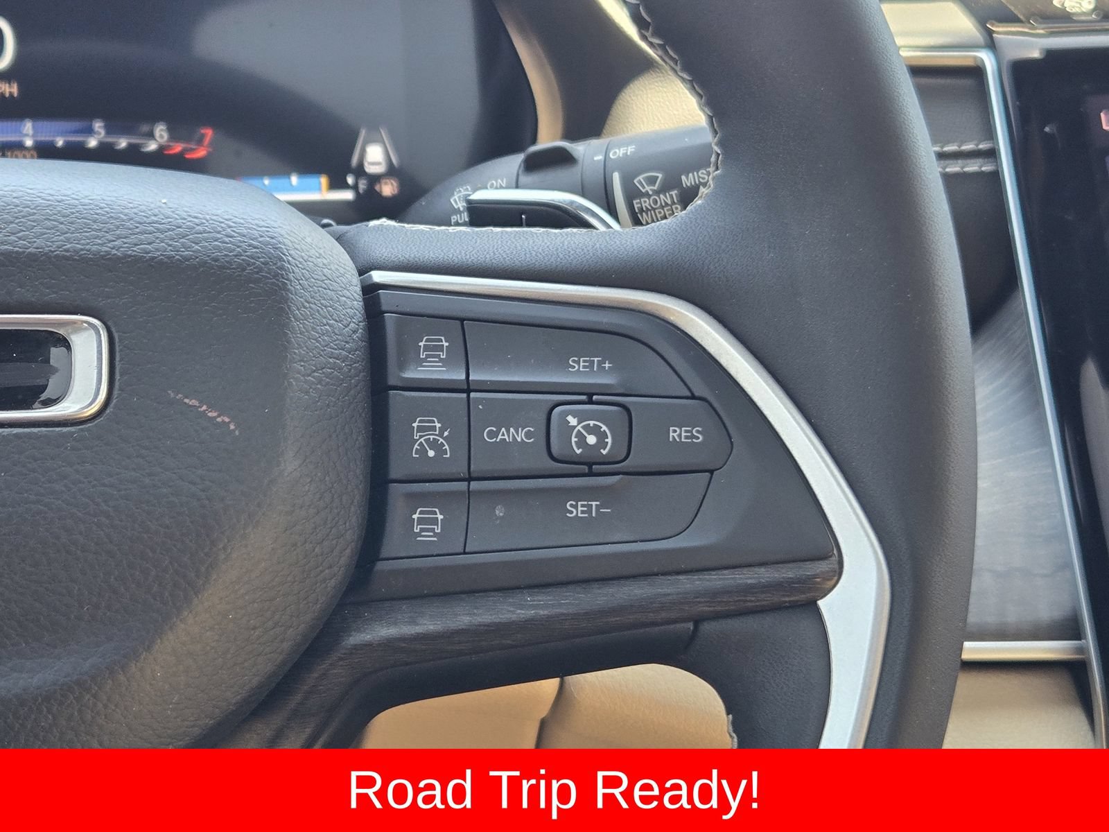 Used 2024 Jeep Grand Cherokee L Limited w/ MOPAR Finishing Package AWD/4WD image 31