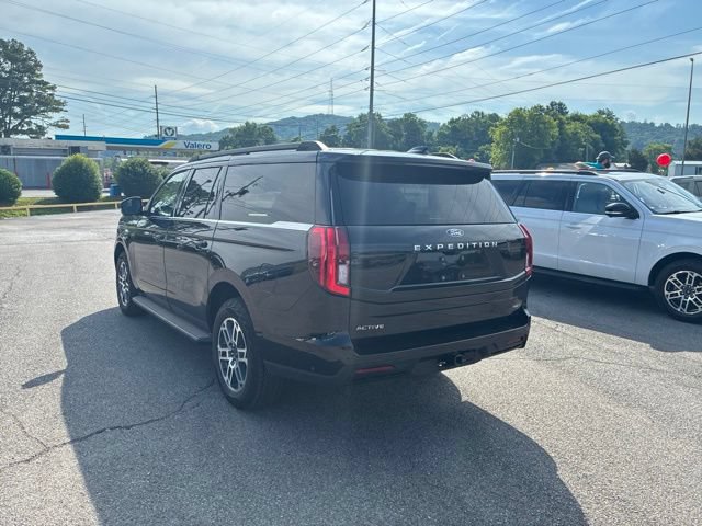 Used 2025 Ford Expedition Max Active AWD/4WD image 8