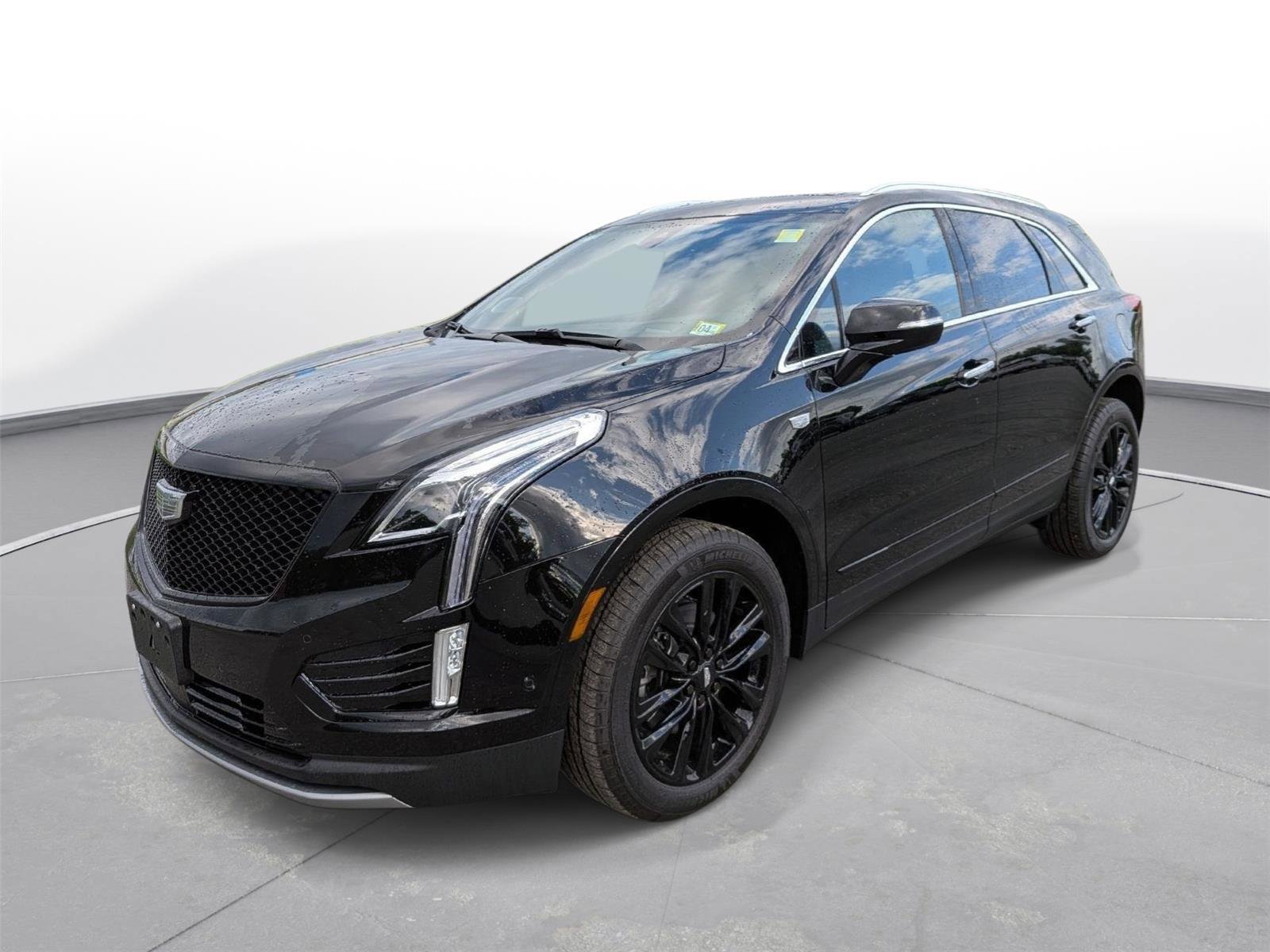 New 2026 Cadillac XT5 Premium Luxury w/ LPO, ONYX Package AWD/4WD image 4