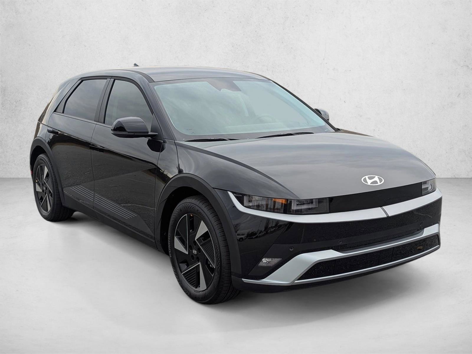New 2026 Hyundai Ioniq 5 SEL RWD image 3